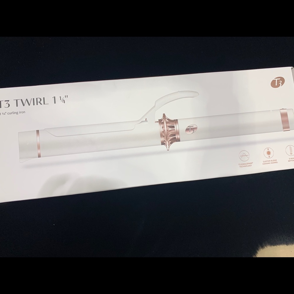 Brand New Single Pass T3 Curling Iron